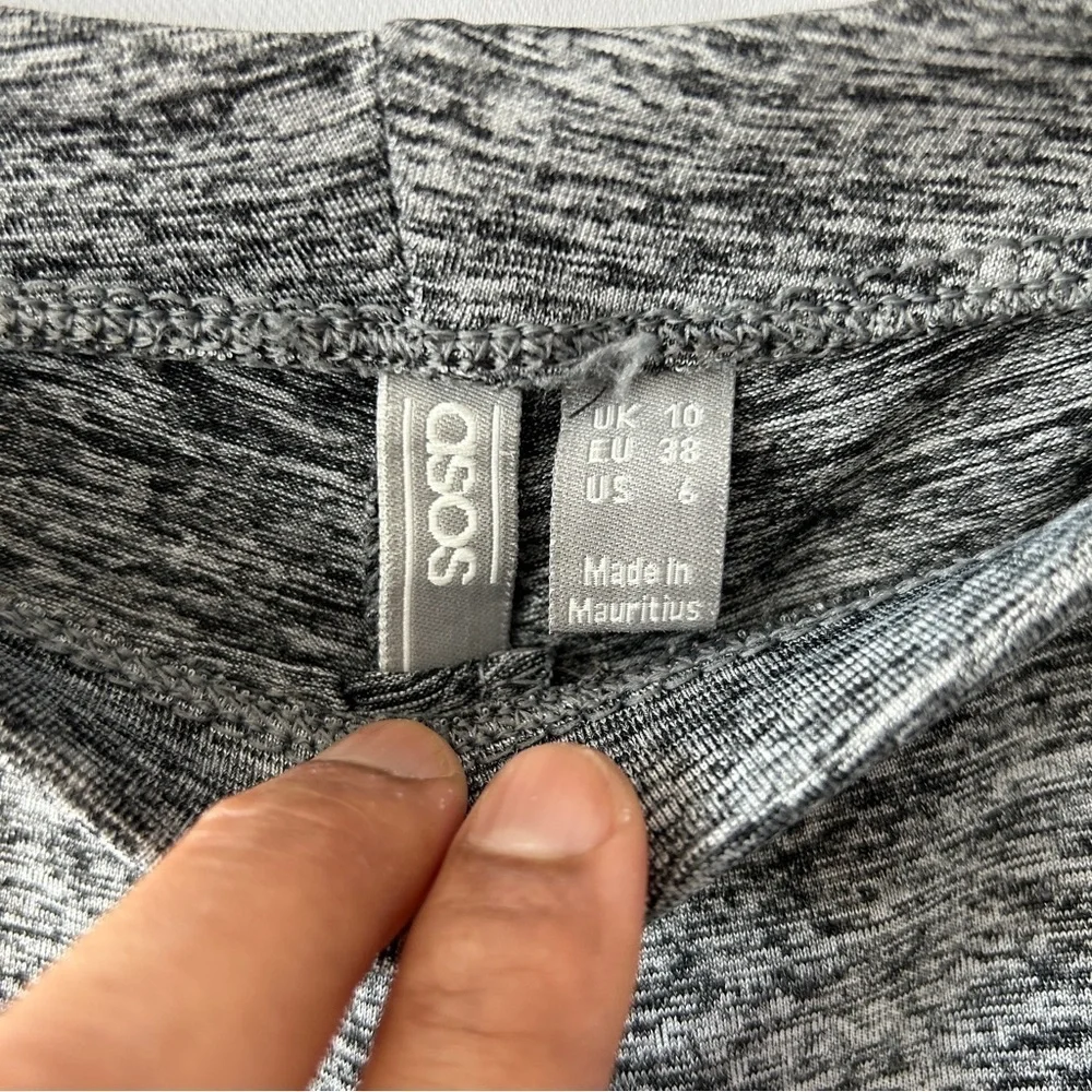 ASOS Women’s Grey Stretchy Capri Leggings Pants Size 6 - Picture 4 of 8